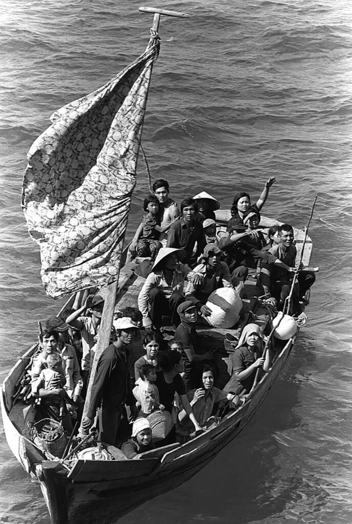                          ผู้อพยพชาวเวียดนามเชื้อสายจีนหรือ Boat People