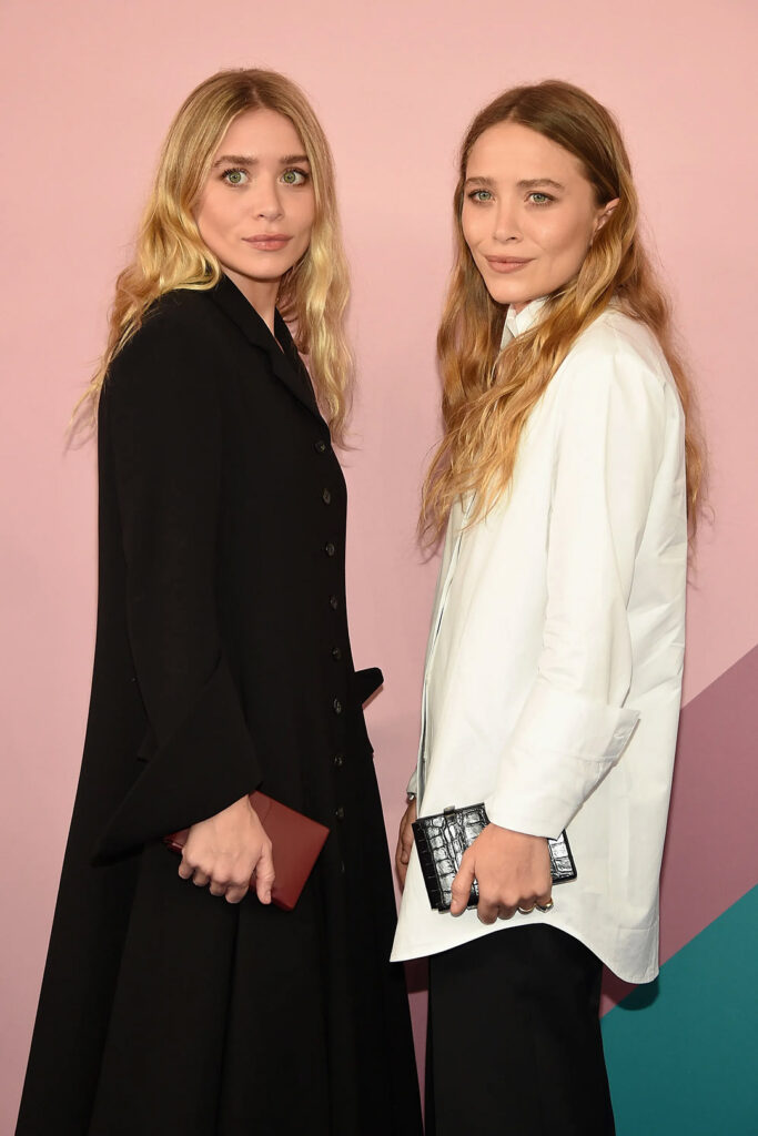 Ashley และ Mary-Kate Olsen แฝดผู้ก่อตั้ง The Row
