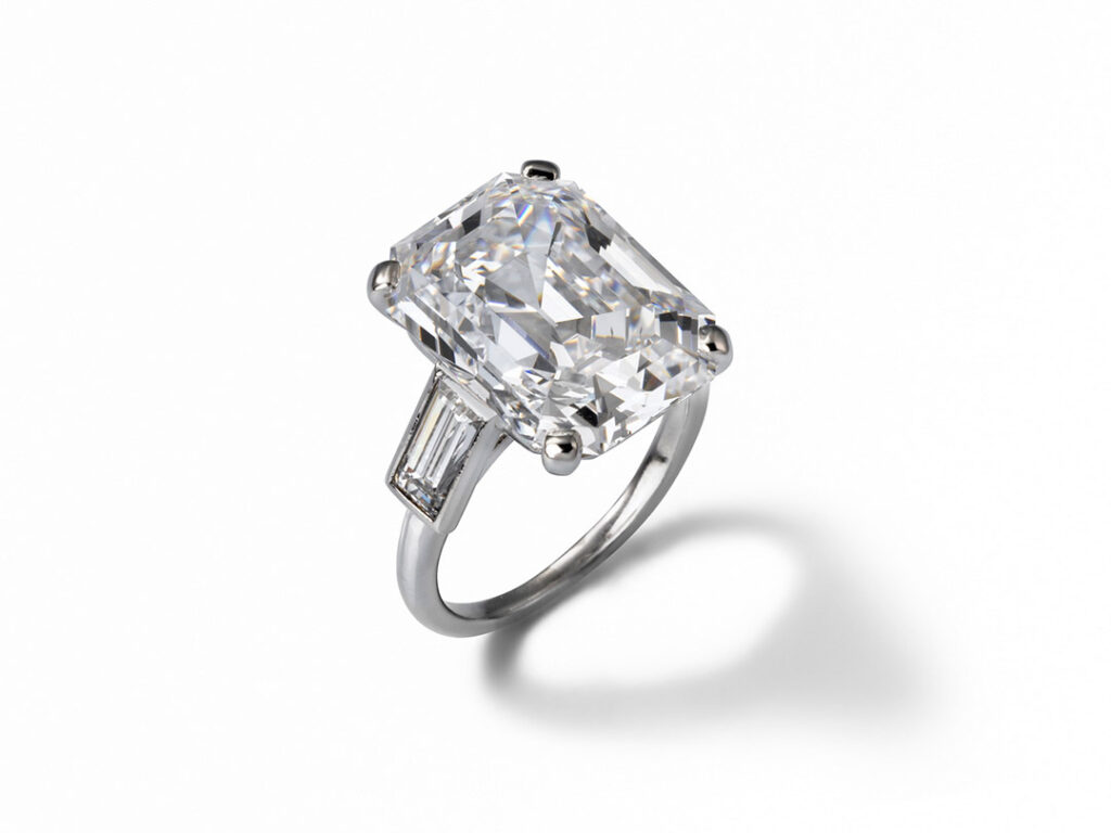 แหวนหมั้นของ เกรซ เคลลีหรือเจ้าหญิงเกรซแห่งโมนาโก (1929-1982)